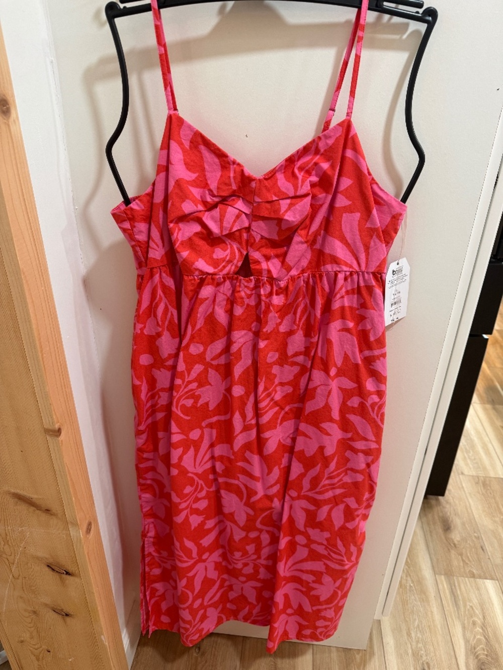 Womens Time & Tru sundress pink and red floral NWT Size large 12-14